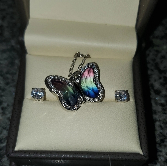Crystal Sterling Silver Studs and Butterfly Neckla - Picture 9 of 11